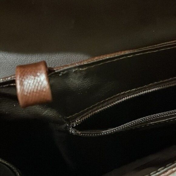 Elegant Brown Clutch Evening Bag. Gold Design Closure. No Name or Markings. - Picture 11 of 12